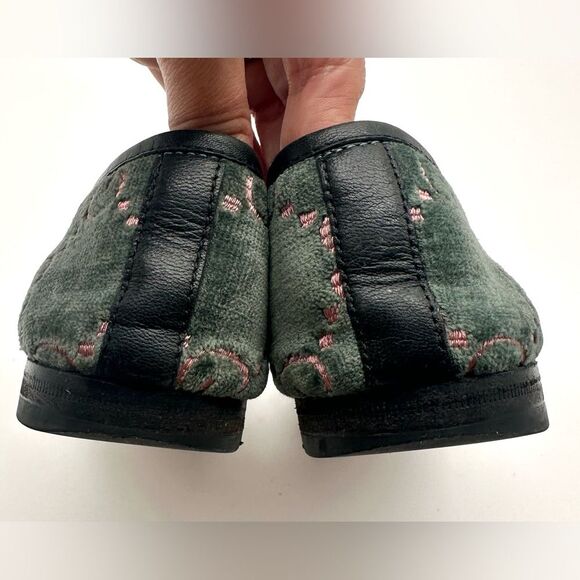 Gucci Jordaan GG Monogram Velvet Loafers Horsebit Flats Green & Pink EU 37 US 7 - Picture 8 of 11